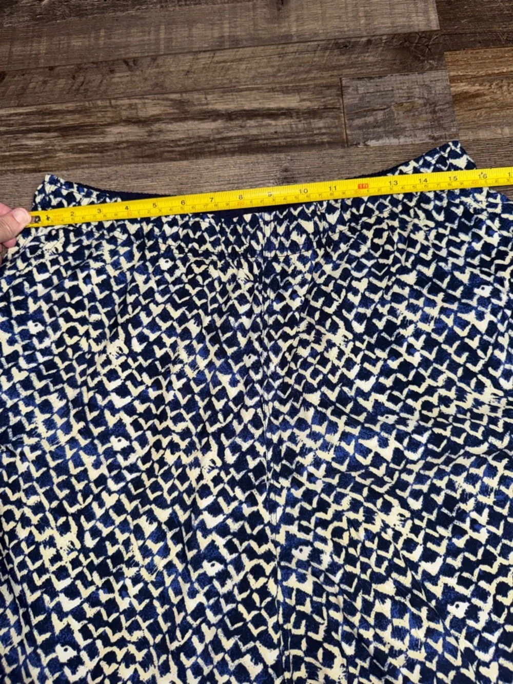 L.L. Bean Men’s Swim Trunks Large Blue Cream Pattern Lined Nylon Beach Shorts